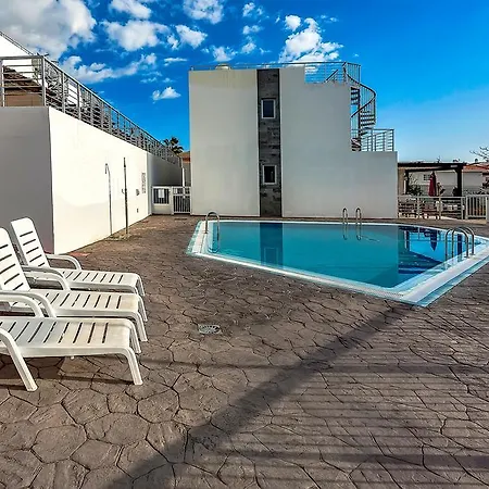 Duplex With Ocean View *